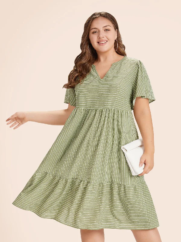 Midi dresses with ruched sleeves for a more fitted and stylish arm look Striped Patchwork Notched Flutter Layered Babydoll Dress Midi dresses with ruched sleeves for a more fitted and stylish arm look Striped Patchwork Notched Flutter Layered Babydoll Dress