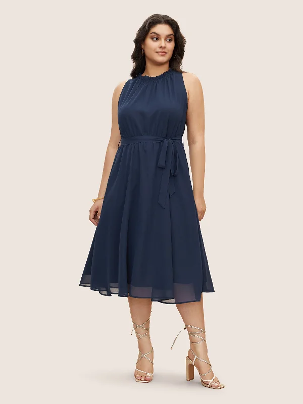 Midi dresses with V - necklines for a flattering and elongating effect Plain Sleeveless Frill Trim Pocket Belted Mock Neck Dress Midi dresses with V - necklines for a flattering and elongating effect Plain Sleeveless Frill Trim Pocket Belted Mock Neck Dress