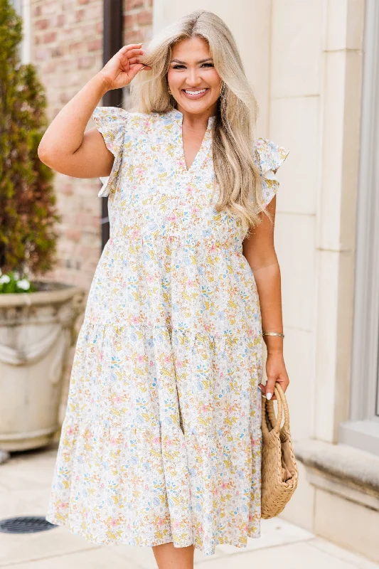 Midi dresses with keyhole backs for a flirty and unexpected detail Sweet Nature Dress, Pink
