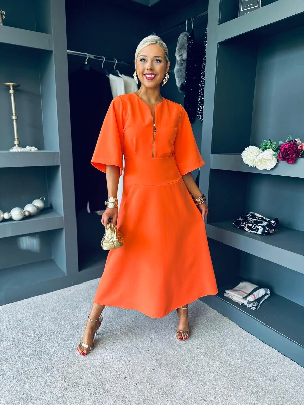 Midi dresses with pom - pom trims for a playful and festive look Kathryn Detailed Occasion Dress Orange Midi dresses with pom - pom trims for a playful and festive look Kathryn Detailed Occasion Dress Orange