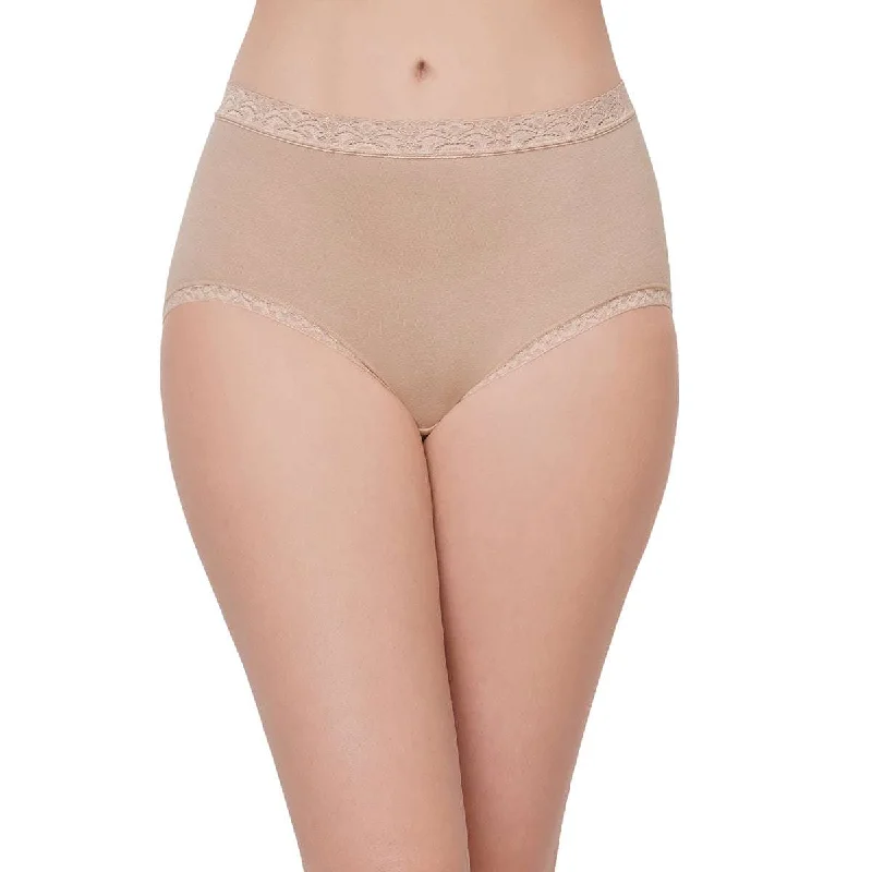 seamless lace - detailed women briefs for a sophisticated lookFeel Free Mid Waist Full Coverage Everyday Wear Brief Panty - Beige seamless lace - detailed women briefs for a sophisticated lookFeel Free Mid Waist Full Coverage Everyday Wear Brief Panty - Beige