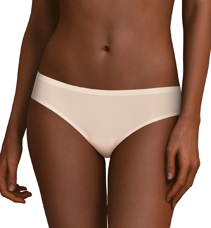 balconette style women bikini briefs for a unique lookChantelle Softstretch Bikini (C26430) - Nude Blush balconette style women bikini briefs for a unique lookChantelle Softstretch Bikini (C26430) - Nude Blush