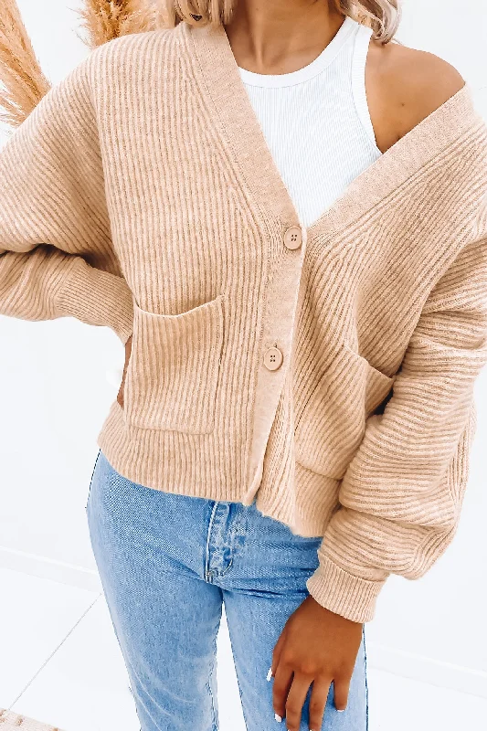 hand knitted women cardigan with artisanal charmFrey Cardigan Beige