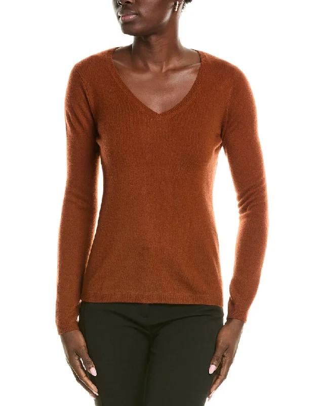 Mock Neck Women's Alpaca Wool Sweaters in Earth Tonessofiacashmere Modern V-Neck Cashmere Sweater Mock Neck Women's Alpaca Wool Sweaters in Earth Tonessofiacashmere Modern V-Neck Cashmere Sweater