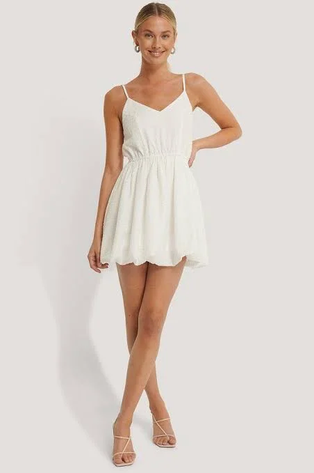 Plus Size Women Dress with a Flattering A - Line Cut for Comfort and StyleBalloon Structured Dress White Plus Size Women Dress with a Flattering A - Line Cut for Comfort and StyleBalloon Structured Dress White