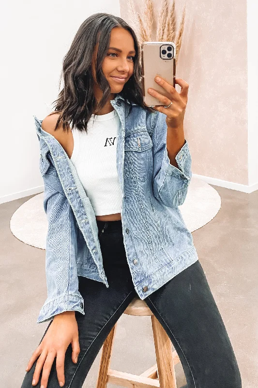 Women's military - style jackets with epaulets for a tough and fashionable appearanceMarie Denim Jacket Blue Women's military - style jackets with epaulets for a tough and fashionable appearanceMarie Denim Jacket Blue