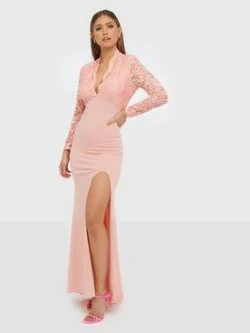 Sheath Women Dress with a Tailored Fit for a Professional LookSkyla Maxi Dress