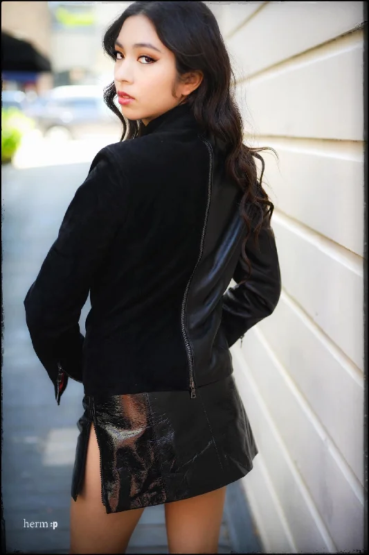 Women's long - length wool blend jackets for a warm and stylish winter lookUnzipped X Collection Jackets Combinations Women's long - length wool blend jackets for a warm and stylish winter lookUnzipped X Collection Jackets Combinations