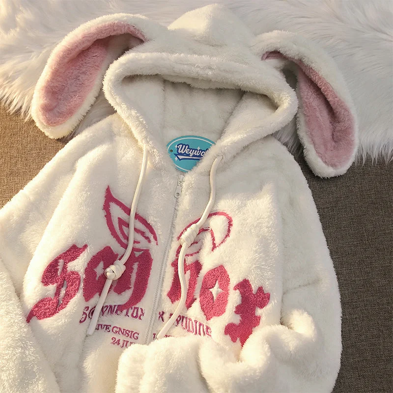 Whiskers and Letters: Bunny-Inspired Streetwear Magic - Wrap Yourself in Playful Elegance! ??