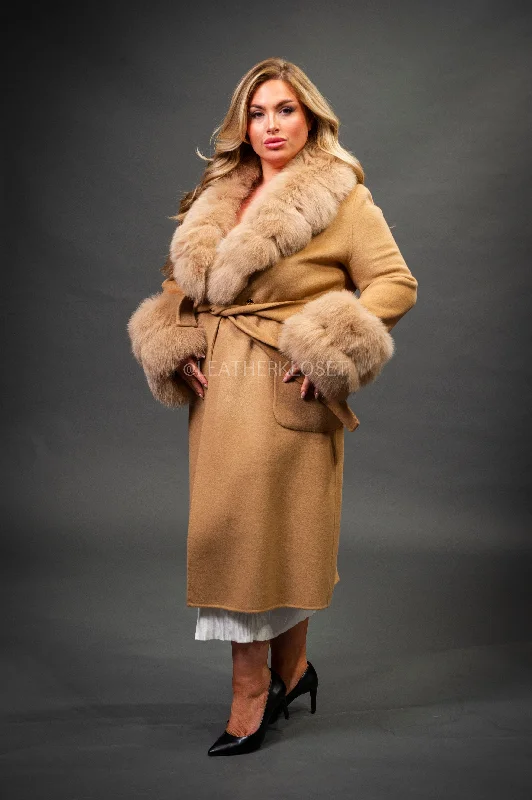Women's military - style jackets with epaulets for a tough and fashionable appearanceWomen's Cashmere Trench Coat With Fox Trimming [Camel]