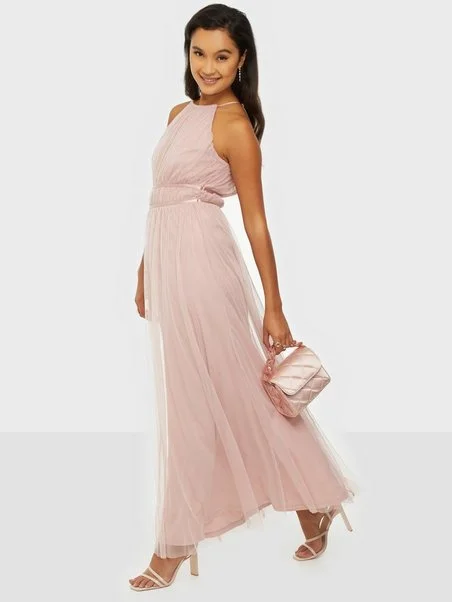 Sleeveless Women Dress in Bright Colors for Summer PartiesYnnea Halterneck Maxi Dress Sleeveless Women Dress in Bright Colors for Summer PartiesYnnea Halterneck Maxi Dress
