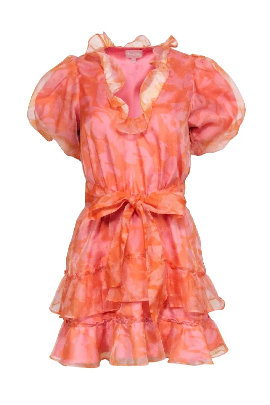 Halter Neck Women Dress to Show Off the Shoulders and Neckline Halter Neck Women Dress to Show Off the Shoulders and Neckline Show Me Your Mumu - Orange & Pink Watercolor Print Ruffle Dress Sz S Halter Neck Women Dress to Show Off the Shoulders and Neckline Halter Neck Women Dress to Show Off the Shoulders and Neckline Show Me Your Mumu - Orange & Pink Watercolor Print Ruffle Dress Sz S