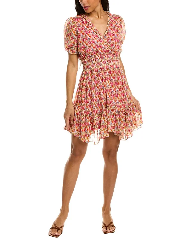 Halter Neck Women Dress to Show Off the Shoulders and Neckline Halter Neck Women Dress to Show Off the Shoulders and Neckline Taylor Chiffon Dress