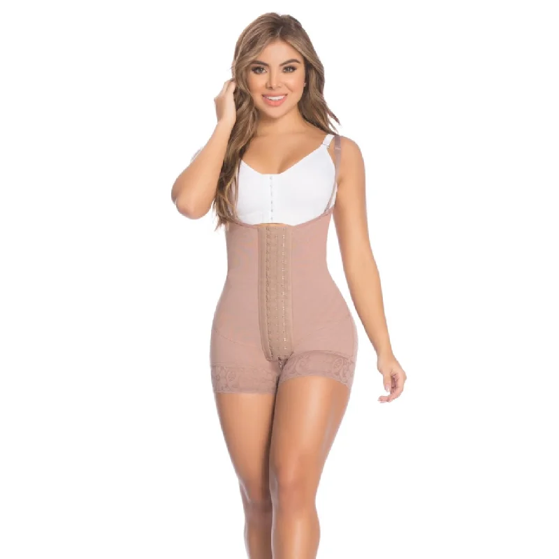 Compression shapers for cellulite reduction​Fit 360 Hook Shaper (Faja Luna)
