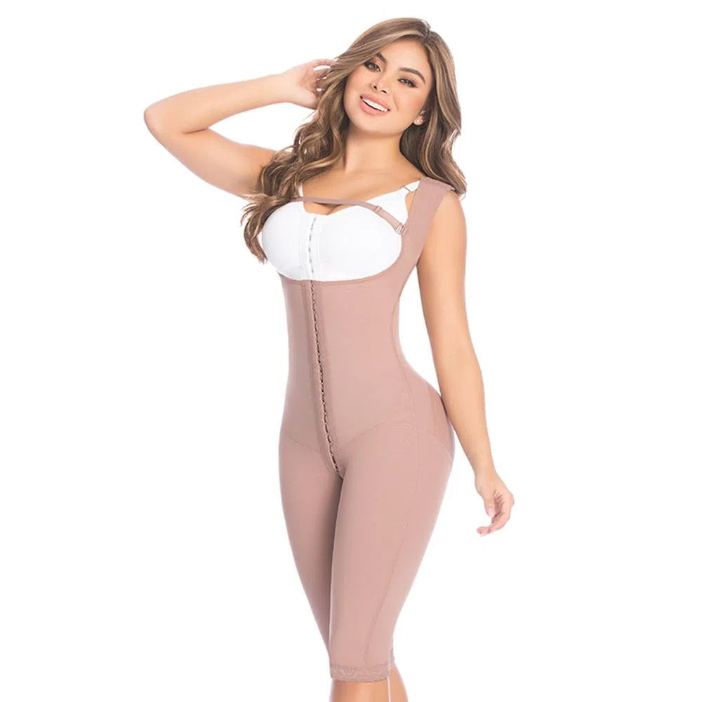 Shapers with a slimming effect on the calvesHigh Back Knee Length Shaper (FAJA CIELO) Shapers with a slimming effect on the calvesHigh Back Knee Length Shaper (FAJA CIELO)