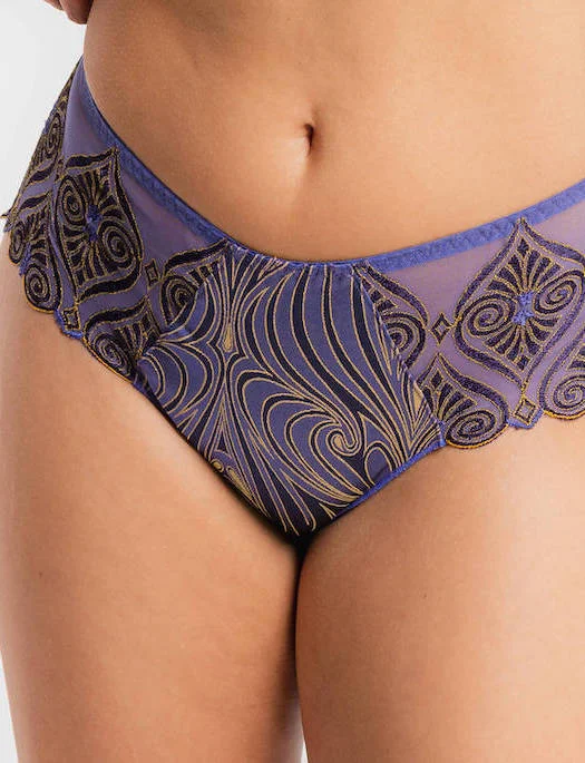 Shapers for people recovering from surgery to aid in body supportLouisa Bracq Hermione Shorty Shapers for people recovering from surgery to aid in body supportLouisa Bracq Hermione Shorty