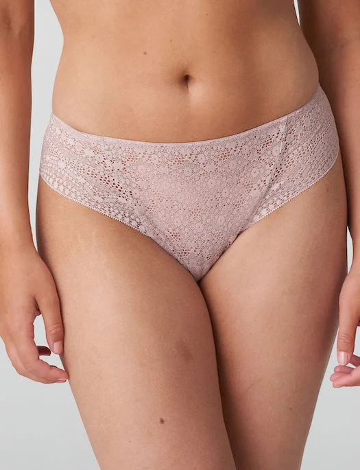 Shapers for swimmers to reduce drag in the water​Prima Donna Twist Epirus Thong