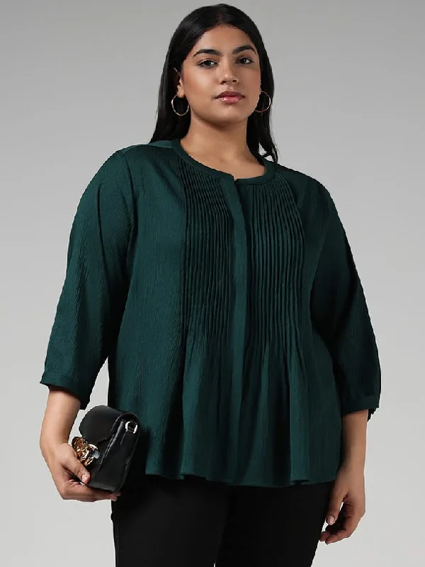 Women's pants with thermal lining Wide - leg women jeans for a modern and relaxed vibe Gia Solid Green Button Down Pleated Top Women's pants with thermal lining Wide - leg women jeans for a modern and relaxed vibe Gia Solid Green Button Down Pleated Top