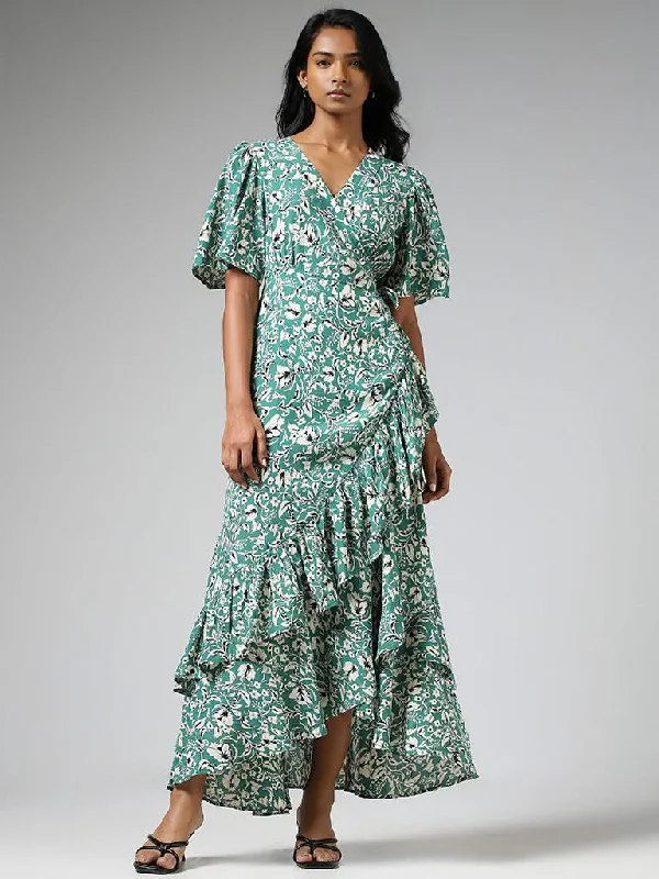 Women's low - rise denim pants Distressed women jeans for a trendy and edgy look LOV Aqua Green Floral Printed Asymmetrical Wrap Dress Women's low - rise denim pants Distressed women jeans for a trendy and edgy look LOV Aqua Green Floral Printed Asymmetrical Wrap Dress