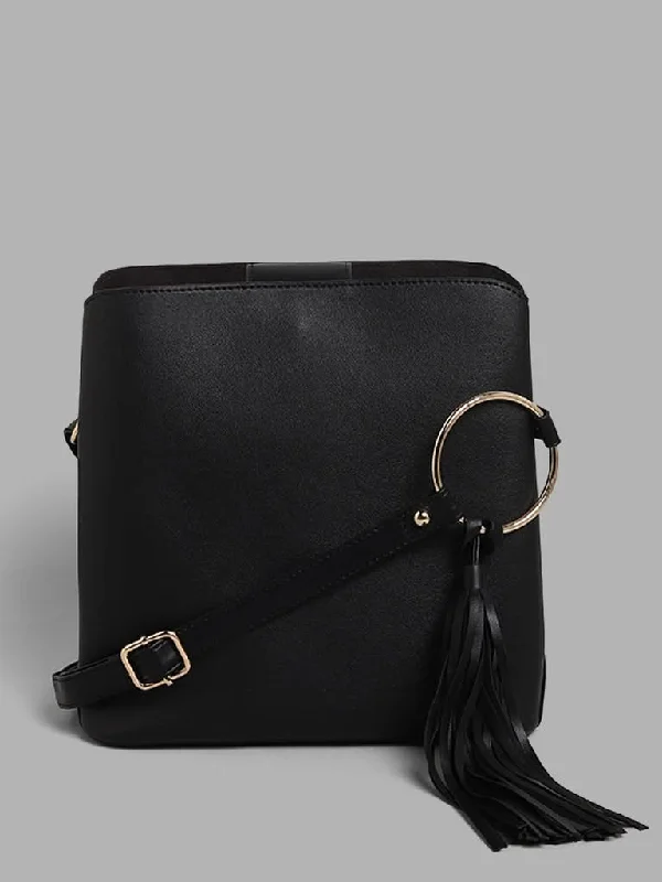 Women's lace - trimmed evening pants Light - wash women jeans for a fresh and summery appearance LOV Black Embellished Fringe Accent Handbag Women's lace - trimmed evening pants Light - wash women jeans for a fresh and summery appearance LOV Black Embellished Fringe Accent Handbag