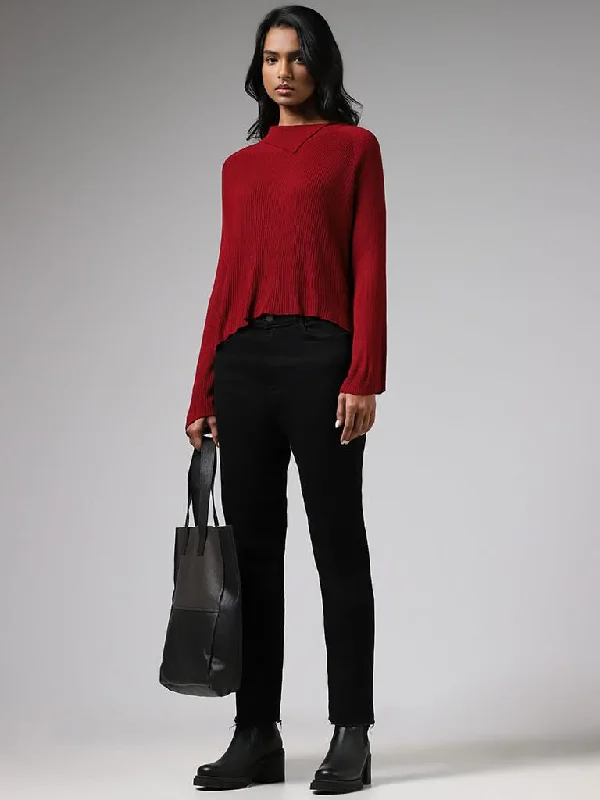 Women's pants with hidden pockets Embellished women jeans with studs or rhinestones for a glamorous touch LOV Maroon Asymmetrical Flap Collar Sweater Women's pants with hidden pockets Embellished women jeans with studs or rhinestones for a glamorous touch LOV Maroon Asymmetrical Flap Collar Sweater