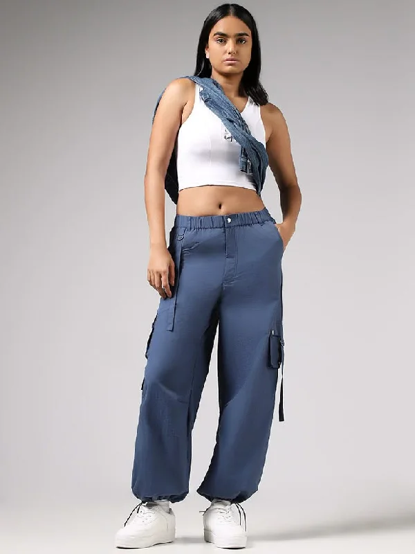 Women's pants for beach parties Straight - leg women jeans with a classic and timeless appeal Nuon Blue Flap Accent Parachute Pants Women's pants for beach parties Straight - leg women jeans with a classic and timeless appeal Nuon Blue Flap Accent Parachute Pants