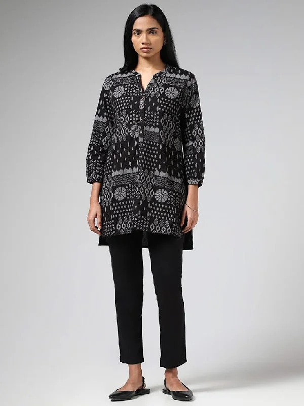Women's pants with anti - odor properties Stretch women jeans for enhanced mobility and comfort Utsa Black Abstract Patch Printed Kurti Women's pants with anti - odor properties Stretch women jeans for enhanced mobility and comfort Utsa Black Abstract Patch Printed Kurti