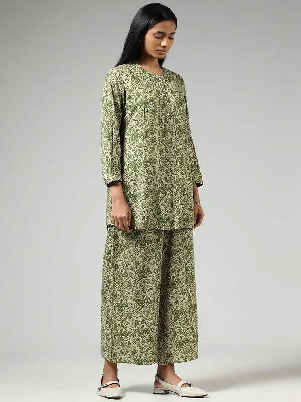 Women's button - fly jeans pants Wide - leg women jeans for a modern and relaxed vibe Utsa Olive Nature Printed Buttoned Down Kurti Women's button - fly jeans pants Wide - leg women jeans for a modern and relaxed vibe Utsa Olive Nature Printed Buttoned Down Kurti