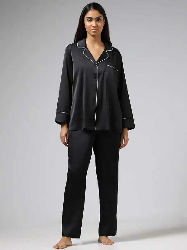 Women's sustainable fashion pants Jeggings women jeans combining the comfort of leggings and style of jeans Wunderlove Solid Black Satin Shirt & Pyjamas Set Women's sustainable fashion pants Jeggings women jeans combining the comfort of leggings and style of jeans Wunderlove Solid Black Satin Shirt & Pyjamas Set