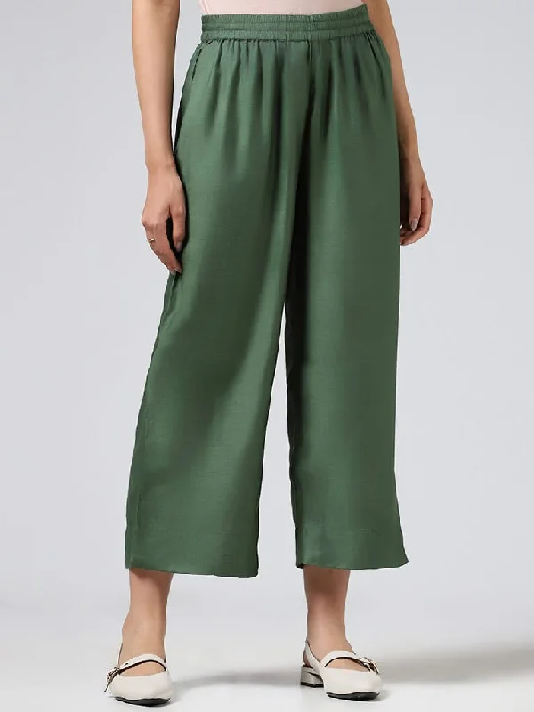 Women's printed floral pants High - waisted women jeans for a flattering silhouette Zuba Solid Olive Cotton Blend Palazzos Women's printed floral pants High - waisted women jeans for a flattering silhouette Zuba Solid Olive Cotton Blend Palazzos