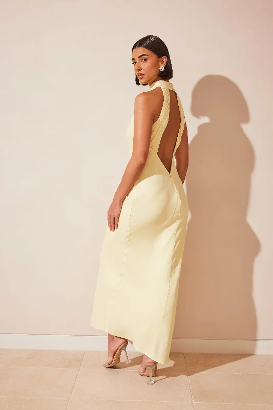 Metallic maxi dresses for a glamorous New Year's Eve partyClaire Matte Satin Drape Back Maxi Dress - Light Yellow Metallic maxi dresses for a glamorous New Year's Eve partyClaire Matte Satin Drape Back Maxi Dress - Light Yellow