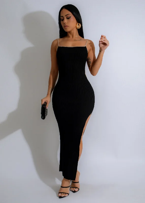 Maxi dresses with a ruffled neckline for a charming lookEndless Nocturnal Ribbed Maxi Dress Black Maxi dresses with a ruffled neckline for a charming lookEndless Nocturnal Ribbed Maxi Dress Black