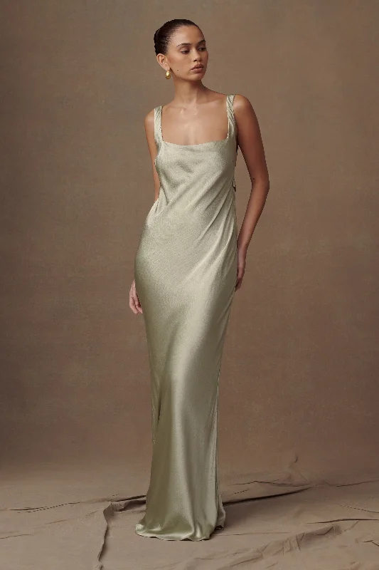 Maxi dresses with bow accents at the waist for a sweet appearanceEnsley Satin Maxi Dress - Sage Maxi dresses with bow accents at the waist for a sweet appearanceEnsley Satin Maxi Dress - Sage