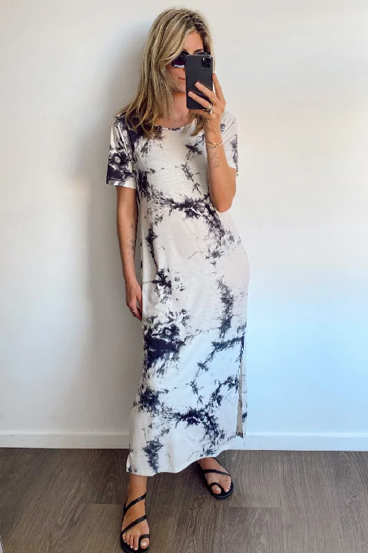 Maxi dresses with cold - shoulder cutouts for a trendy lookJade Dress