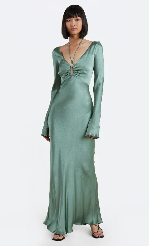 Metallic maxi dresses for a glamorous New Year's Eve partyMALYKA L/S MAXI DRESS - MOSS GREEN Metallic maxi dresses for a glamorous New Year's Eve partyMALYKA L/S MAXI DRESS - MOSS GREEN