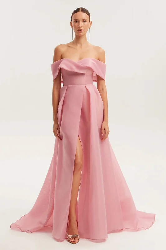 Maxi dresses with one - shoulder designs for a stylish and asymmetric lookNeptune Off-the-Shoulder Maxi Dress Maxi dresses with one - shoulder designs for a stylish and asymmetric lookNeptune Off-the-Shoulder Maxi Dress