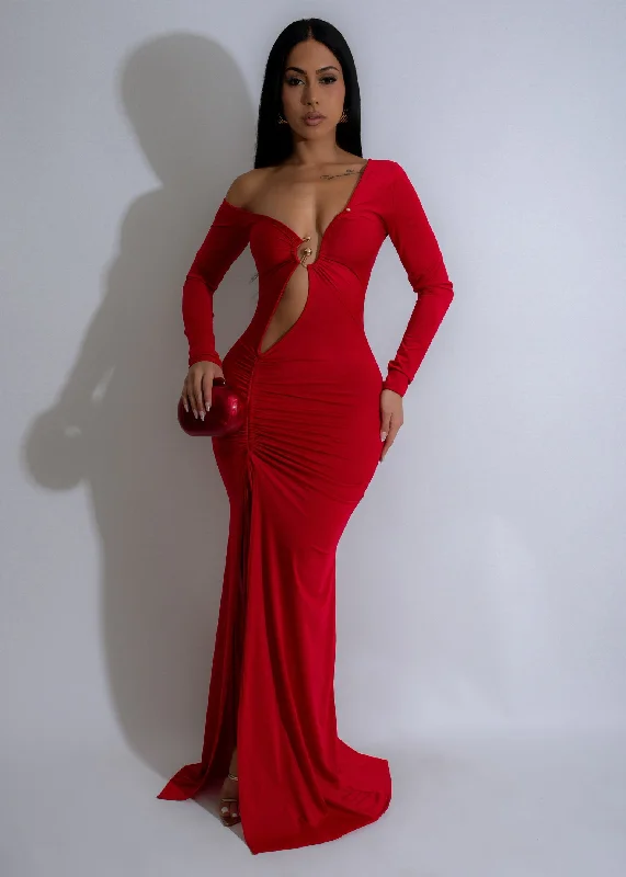 Maxi dresses with a pleated skirt for a timeless and elegant appearanceSeductive Symphony Ruched Maxi Dress Red