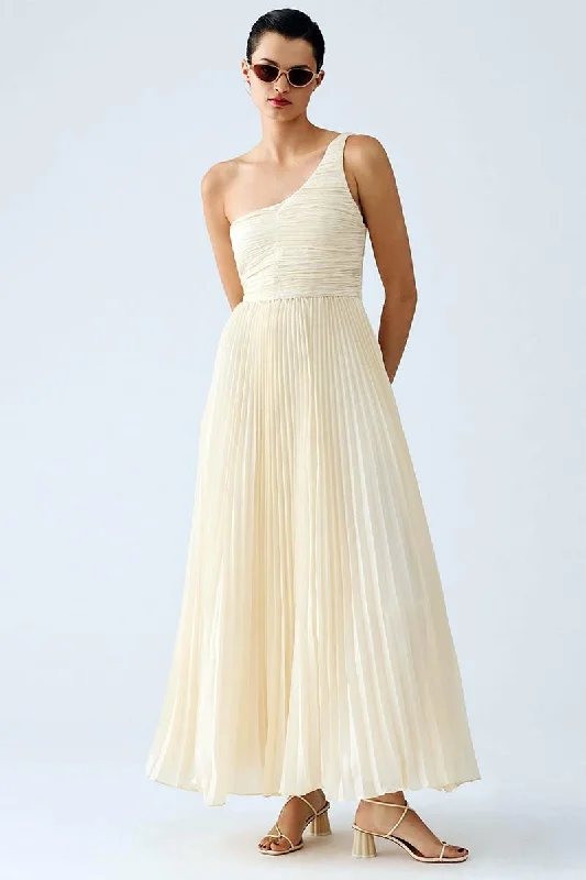 Maxi dresses with patchwork designs for a one - of - a - kind styleSweet Grace One-Shoulder Pleated Maxi Dress Maxi dresses with patchwork designs for a one - of - a - kind styleSweet Grace One-Shoulder Pleated Maxi Dress