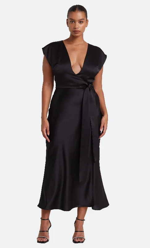 Maxi dresses with a V - neckline for a flattering and elongating shapeTHE DREAMER WRAP DRESS - BLACK Maxi dresses with a V - neckline for a flattering and elongating shapeTHE DREAMER WRAP DRESS - BLACK