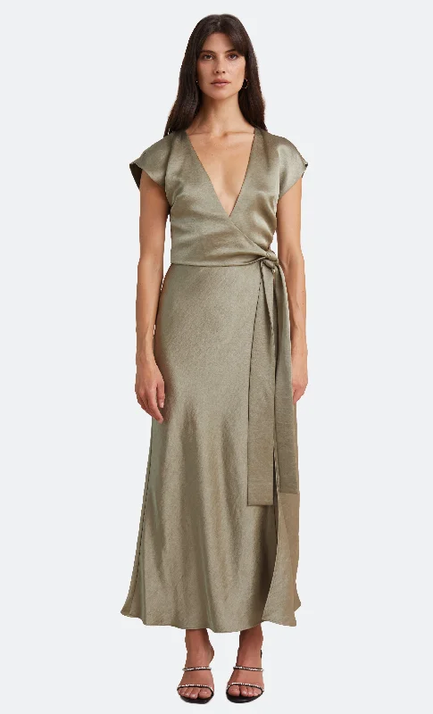 Metallic maxi dresses for a glamorous New Year's Eve partyTHE DREAMER WRAP DRESS - SAGE Metallic maxi dresses for a glamorous New Year's Eve partyTHE DREAMER WRAP DRESS - SAGE