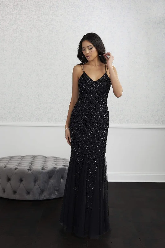 Formal dresses with pleated bodices and taffeta fabric for a traditional lookAdrianna Papell Platinum - 40225 Crosshatch Bead Pattern Trumpet Gown Formal dresses with pleated bodices and taffeta fabric for a traditional lookAdrianna Papell Platinum - 40225 Crosshatch Bead Pattern Trumpet Gown