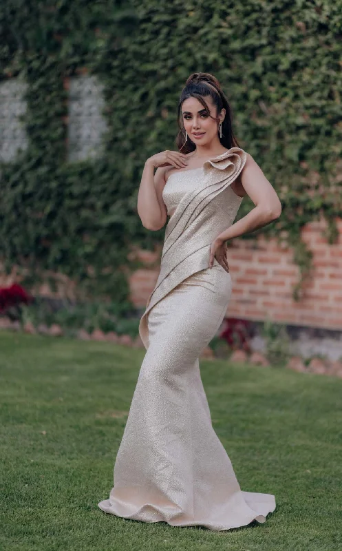 Formal dresses with high - low hems and floral embroidery for a unique prom styleTerani 232E1208 Dress Formal dresses with high - low hems and floral embroidery for a unique prom styleTerani 232E1208 Dress