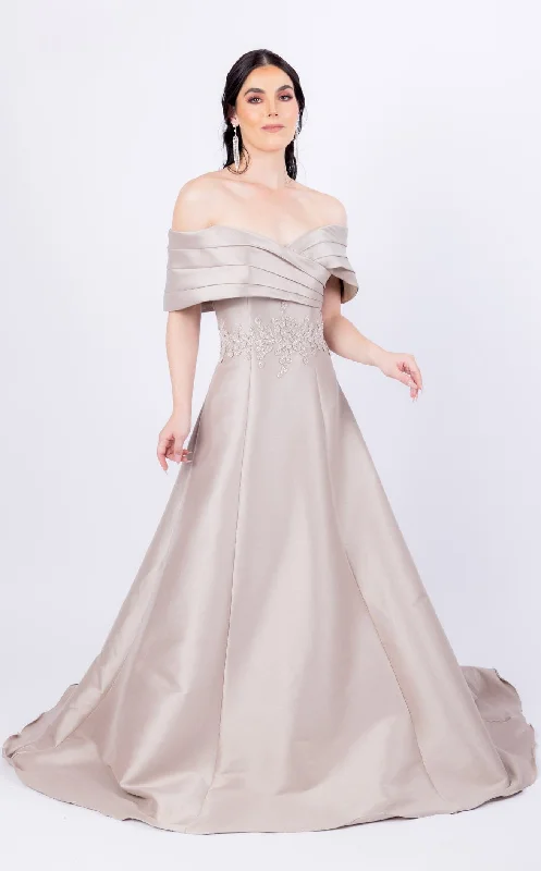 A - line formal dresses with beaded lace appliques for formal eventsTerani 232M1511 Dress A - line formal dresses with beaded lace appliques for formal eventsTerani 232M1511 Dress