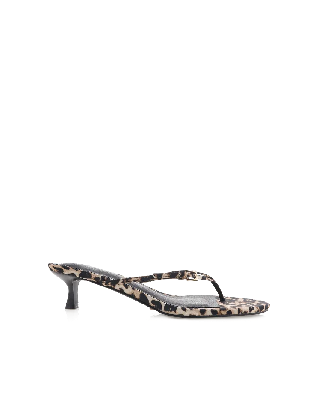 printed women thongs with animal prints for a bold lookELOUISE - LEOPARD SATIN